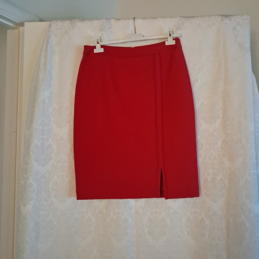 Red Straight Fully-Lined Skirt with Detailed Seams and Front Kick Pleat